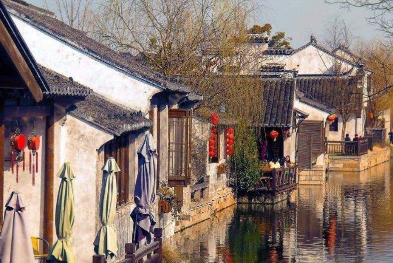逃出诡异庄园